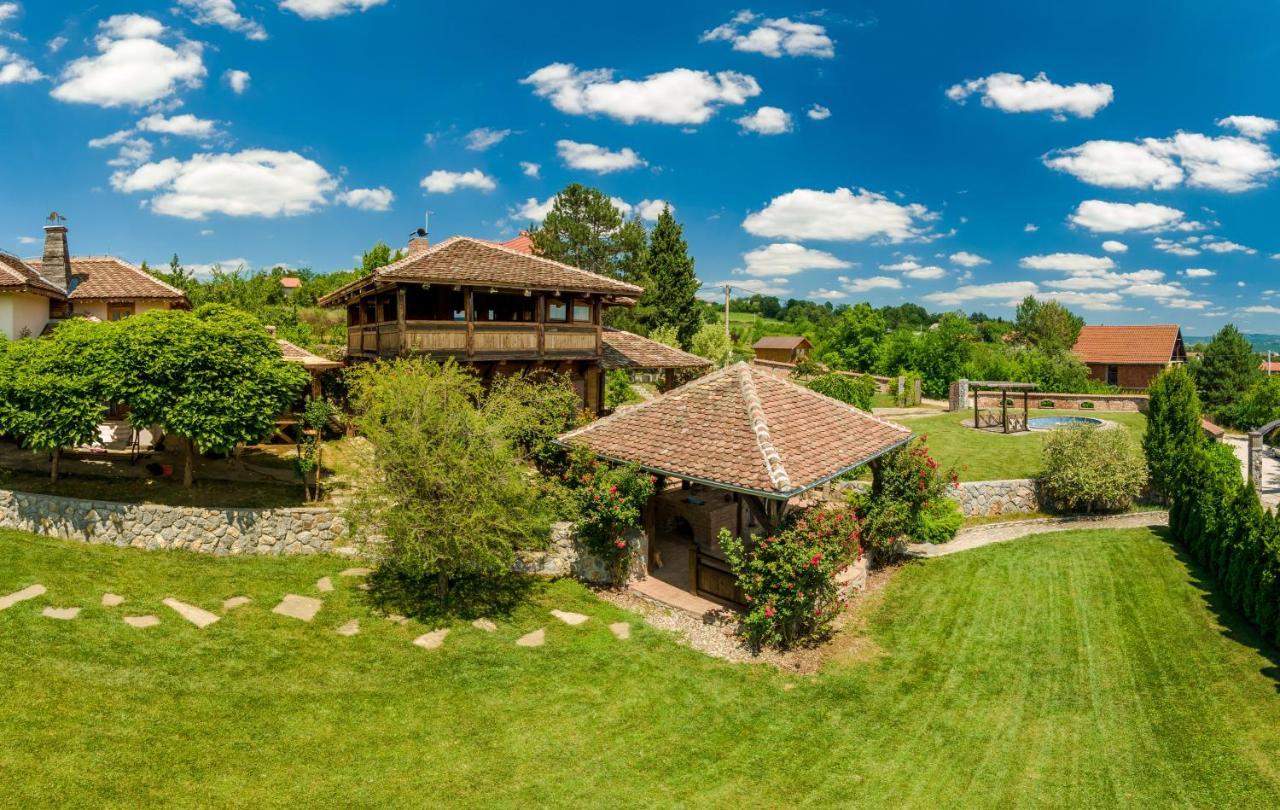 Woodland Resort Kragujevac Exteriér fotografie